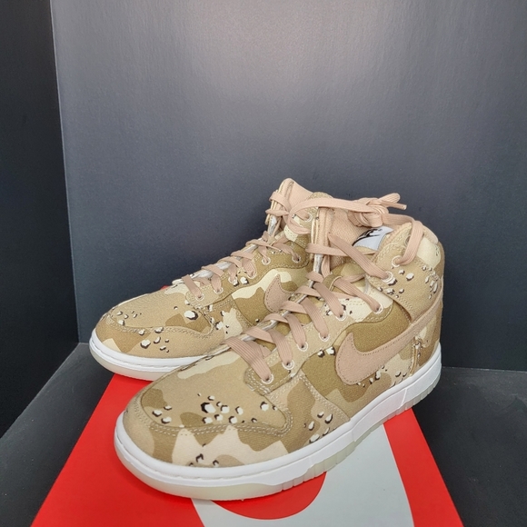 Nike Shoes - Nike Dunk High Desert Camo